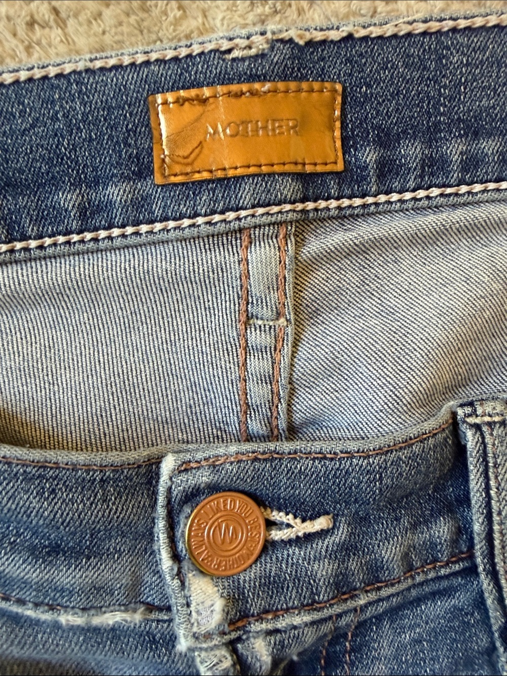 Upcycled Reworked MOTHER Superior 2 Tone Denim Barrels w Bronze Details sz 27 - Picture 4 of 6